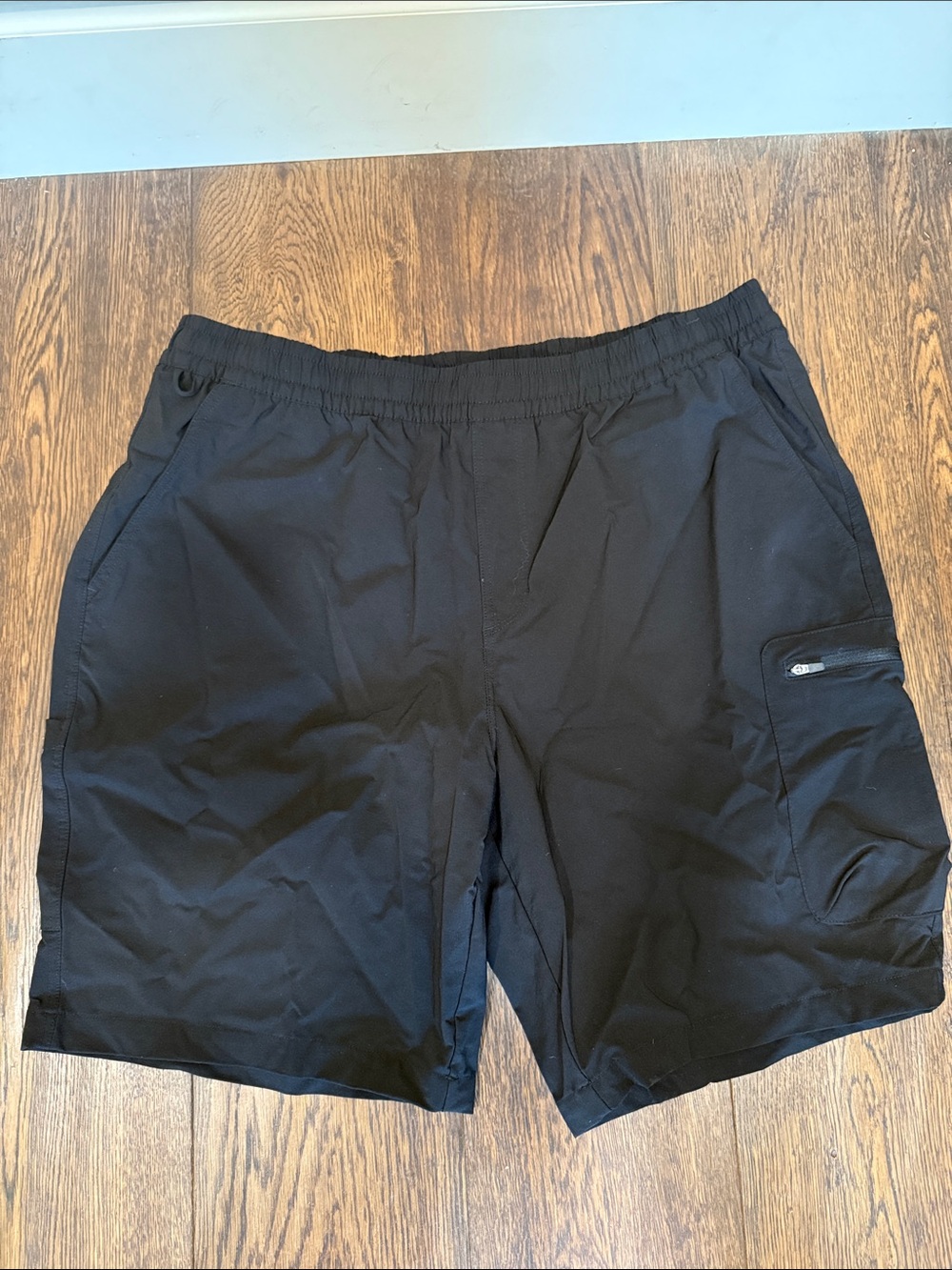 Baleaf Men's Black Athletic Shorts with Zip Pocket